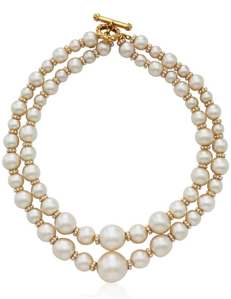 chanel pearl necklace faux